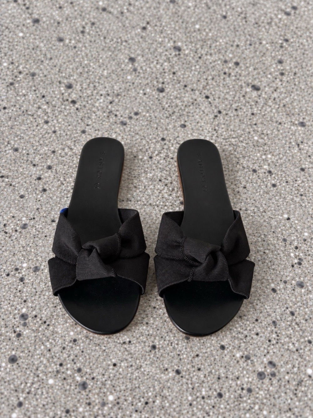 Rothy’s The Knot Slide Sandals Black Sz 7.5 US Women's ❤️